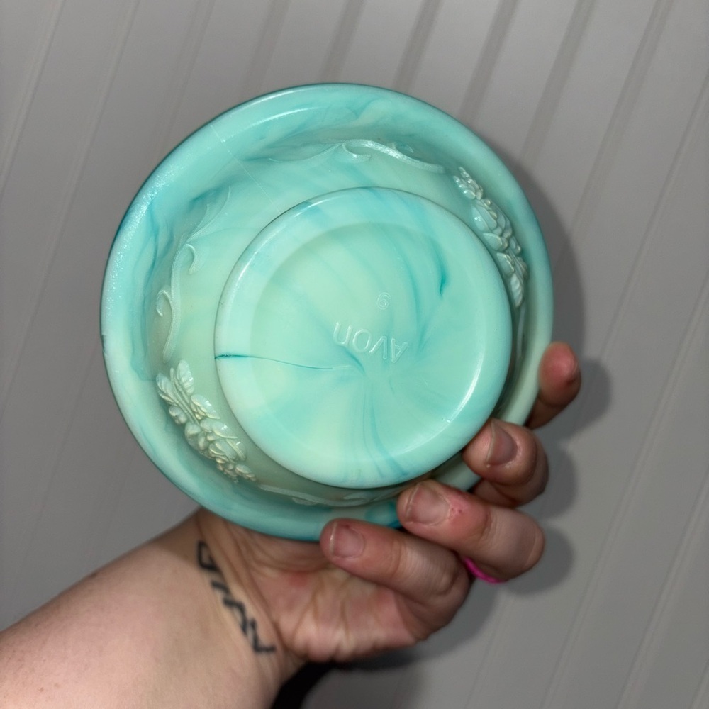 Vintage 1970’s Jadeite Glass Avon Decanter & Bowl - Picture 11 of 12